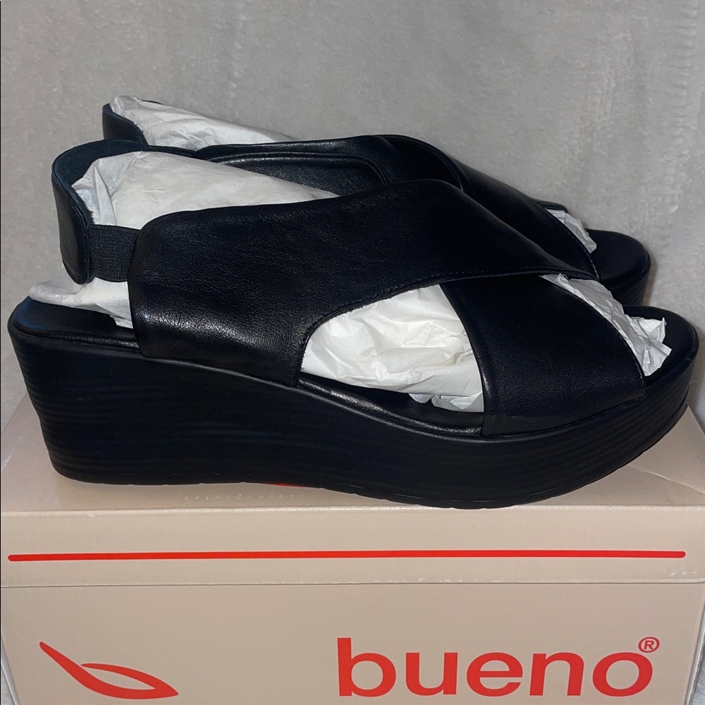 BUENO Brand NAOMI Sandal in Black - Picture 9 of 15